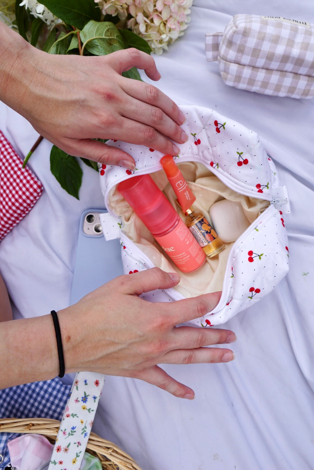 Cosmetic Pouch