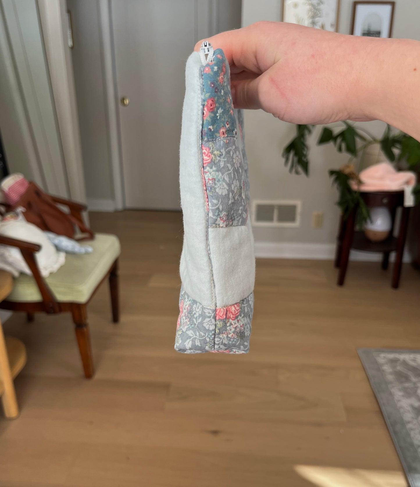 The Anywhere Pouch